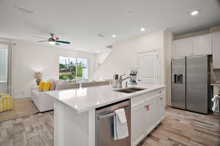 Image No.13-2 Bed Townhouse for sale