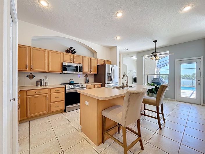 Image No.12-3 Bed House for sale