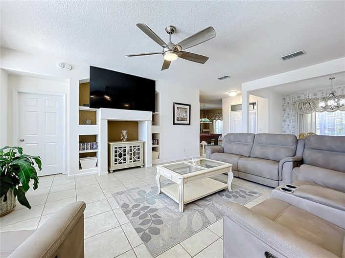 Image No.7-3 Bed House for sale