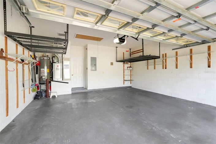 Image No.11-2 Bed House for sale