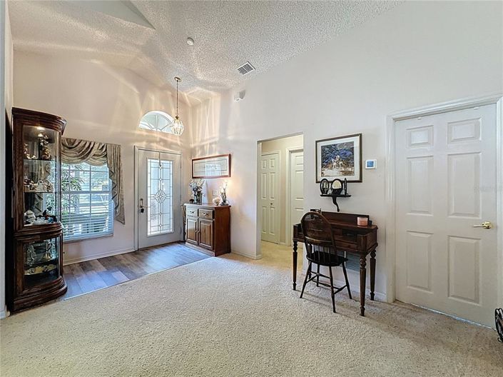 Image No.13-2 Bed House for sale