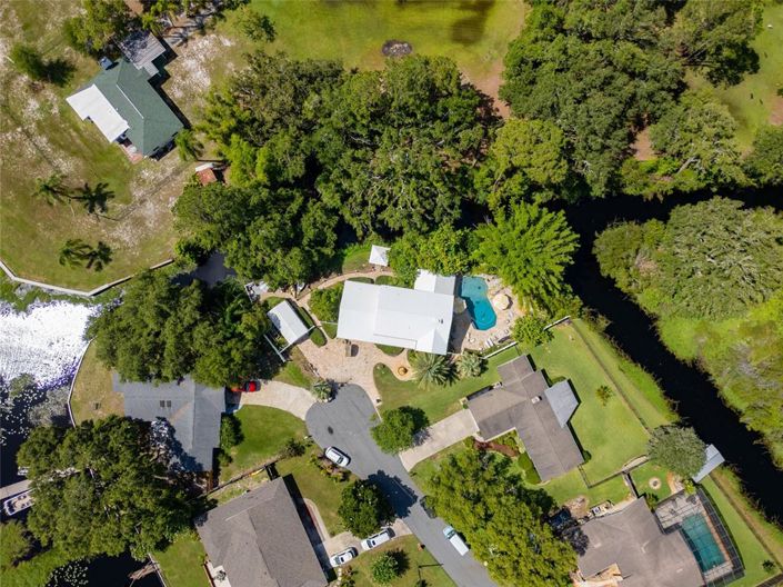 Image No.22-4 Bed House for sale