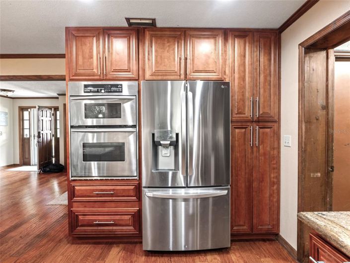 Image No.6-4 Bed House for sale