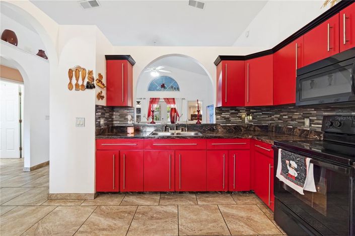 Image No.13-Maison de 4 chambres à vendre à Saint John