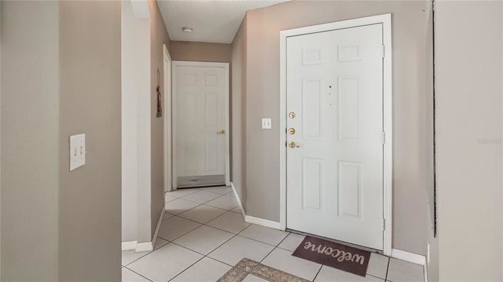 Image No.9-2 Bed House for sale