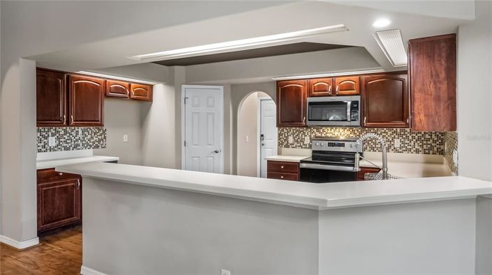 Image No.7-3 Bed House for sale