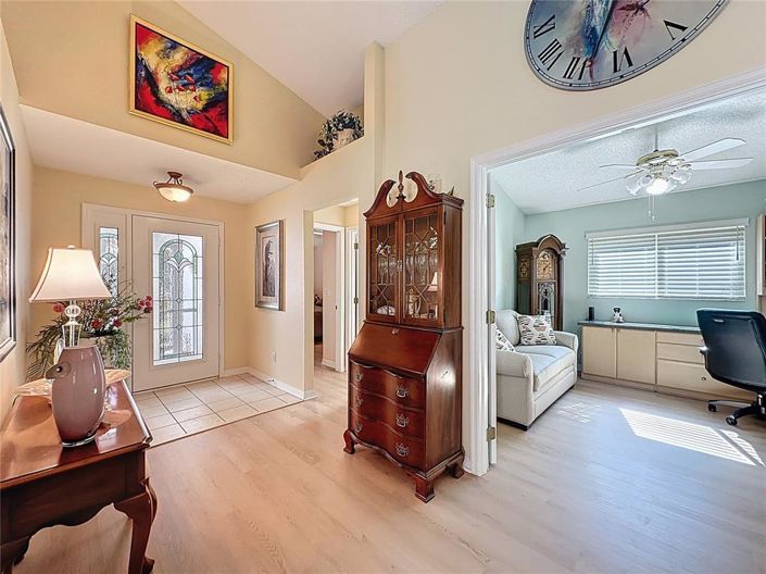 Image No.11-2 Bed House for sale