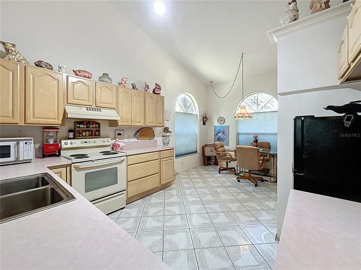 Image No.47-4 Bed House for sale