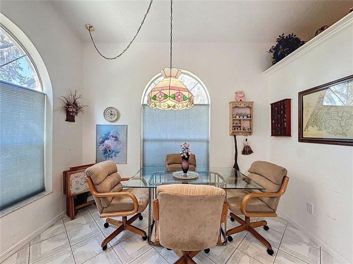 Image No.48-4 Bed House for sale