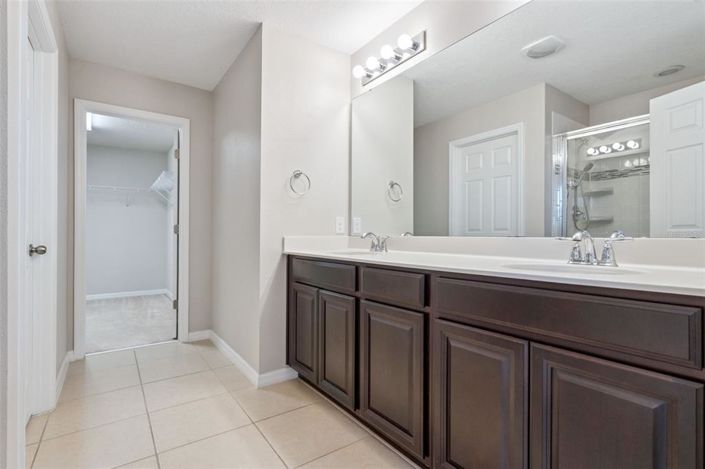 Image No.20-3 Bed House for sale