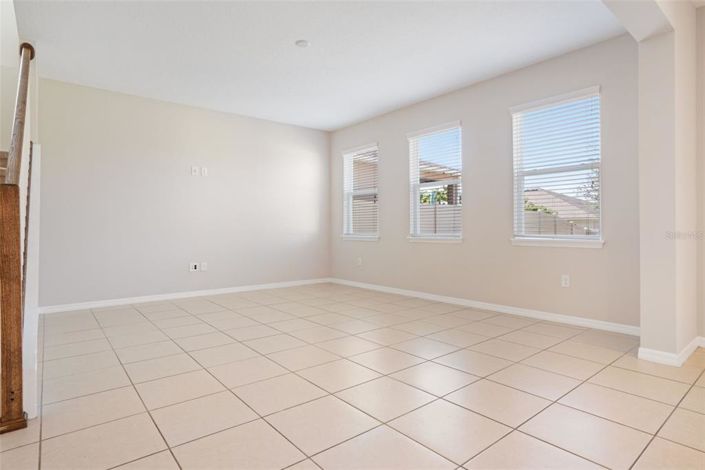 Image No.7-3 Bed House for sale