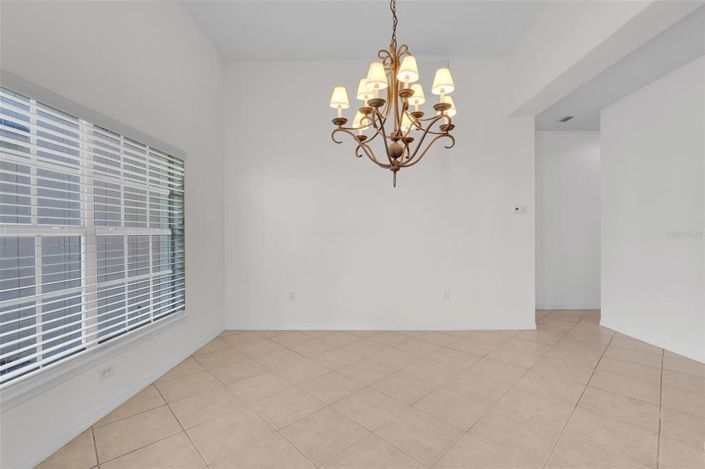 Image No.4-Maison de 4 chambres à vendre à Saint John