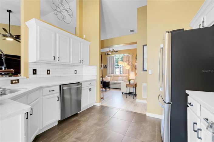 Image No.11-3 Bed House for sale