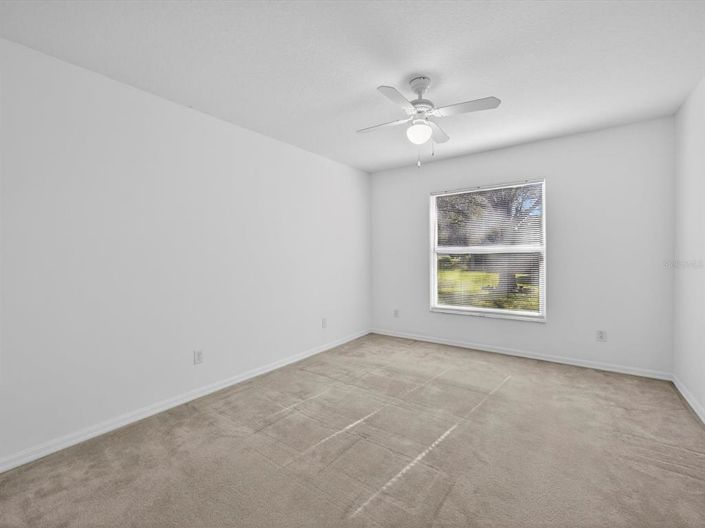 Image No.20-4 Bed House for sale