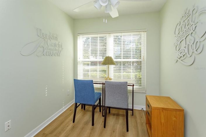 Image No.11-2 Bed House for sale