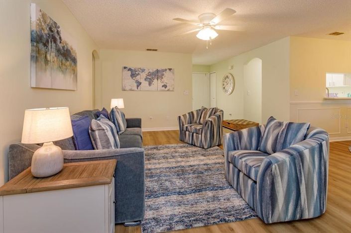 Image No.14-2 Bed House for sale