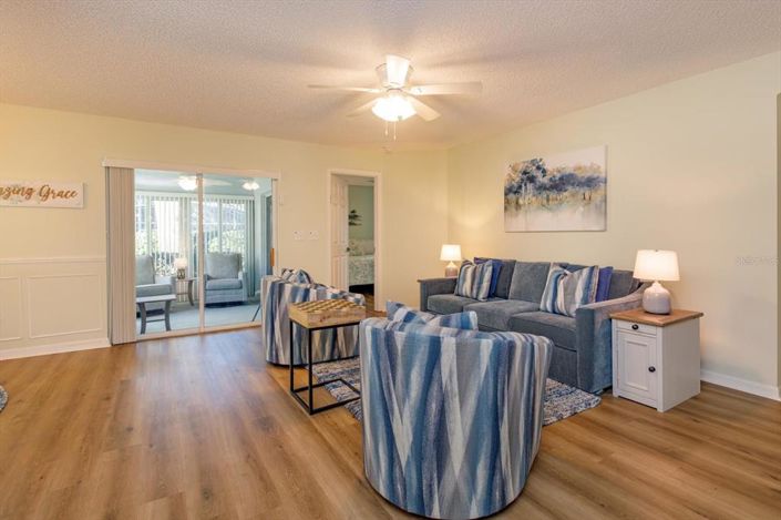 Image No.15-2 Bed House for sale