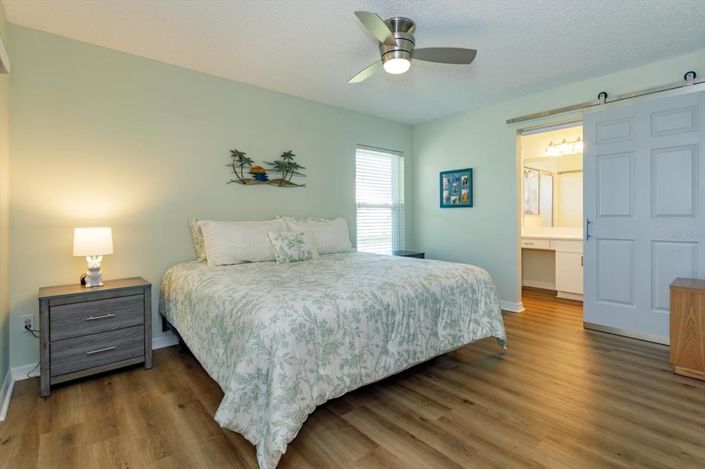 Image No.18-2 Bed House for sale