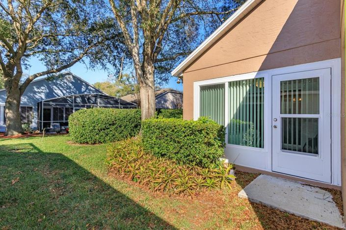 Image No.28-2 Bed House for sale