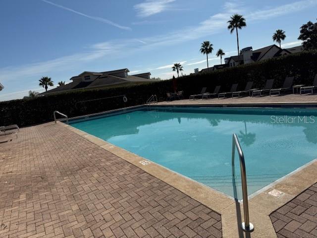 Image No.25-2 Bed Townhouse for sale