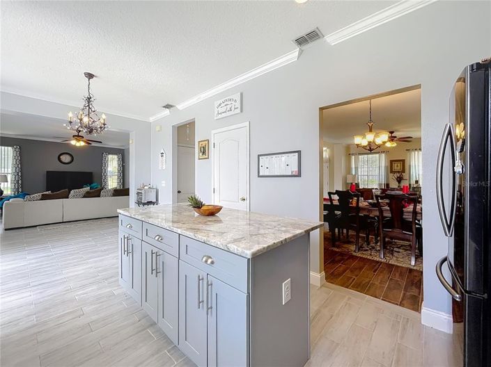 Image No.6-4 Bed House for sale