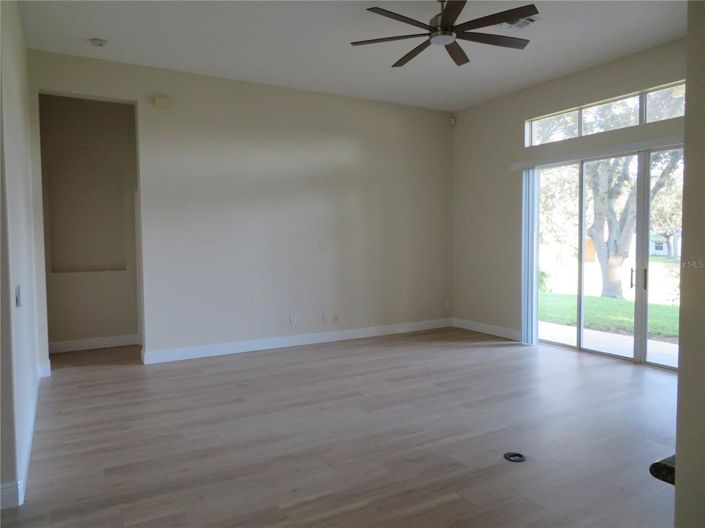 Image No.7-Maison de 4 chambres à vendre à Saint John