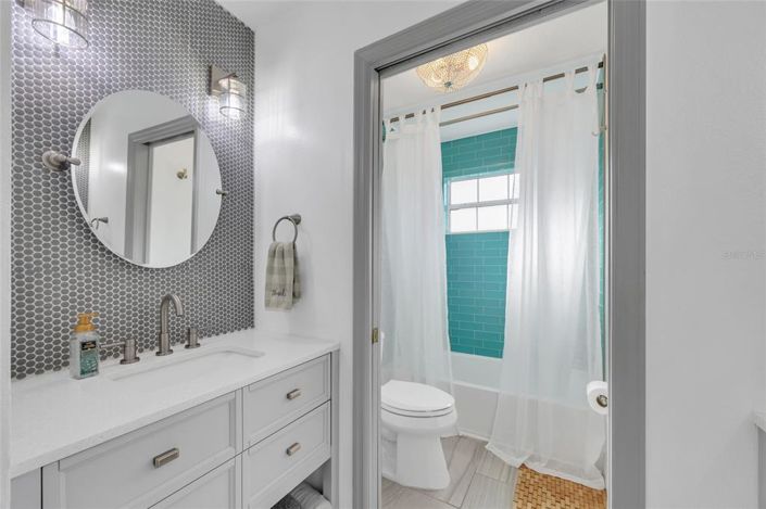 Image No.17-5 Bed House for sale