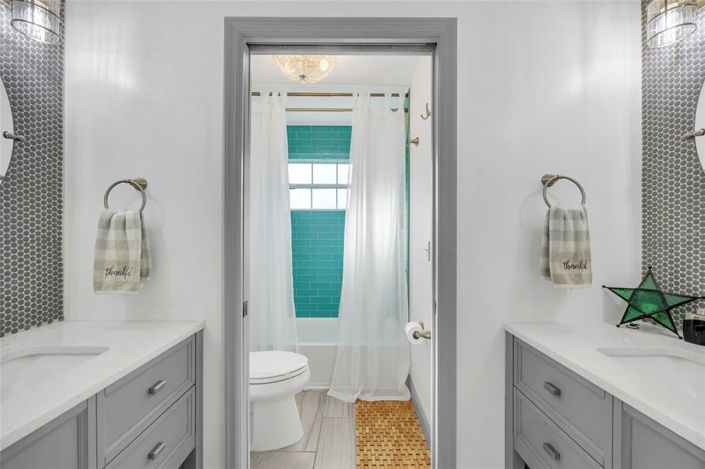 Image No.18-5 Bed House for sale