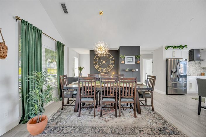 Image No.30-5 Bed House for sale