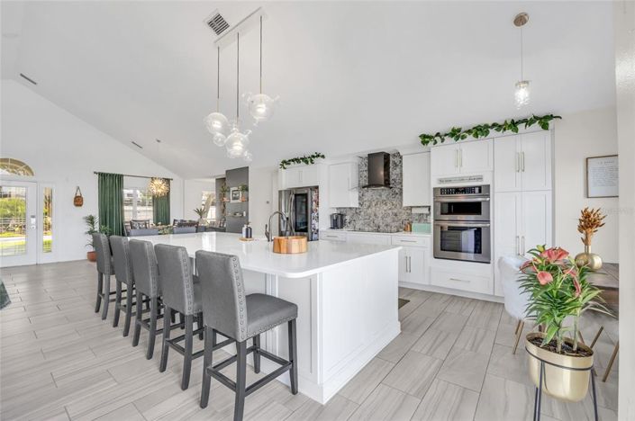 Image No.33-5 Bed House for sale