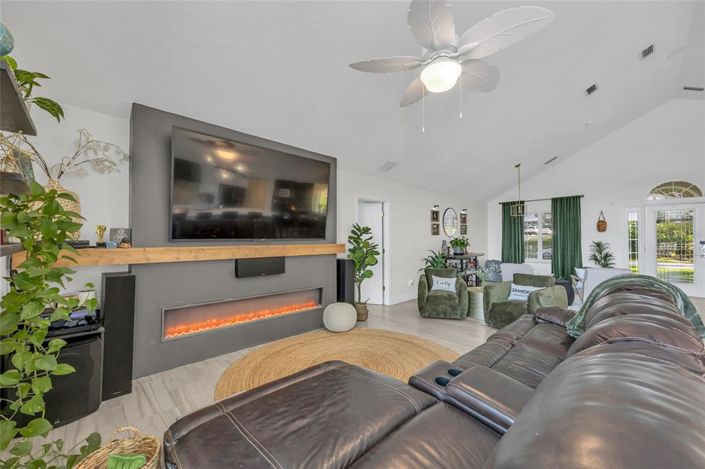 Image No.39-5 Bed House for sale