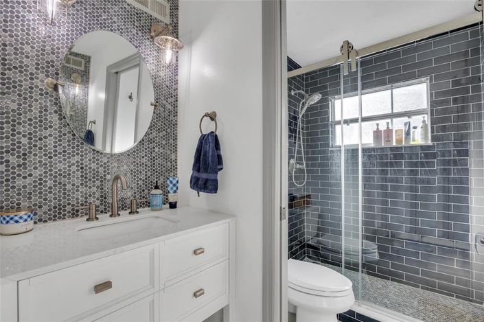 Image No.45-5 Bed House for sale