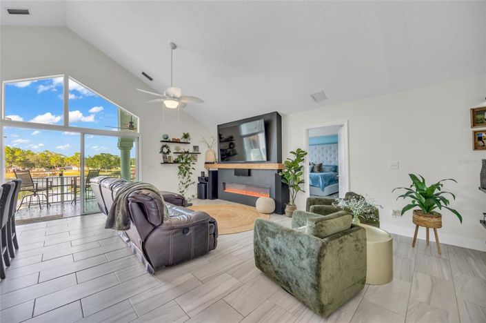 Image No.49-5 Bed House for sale