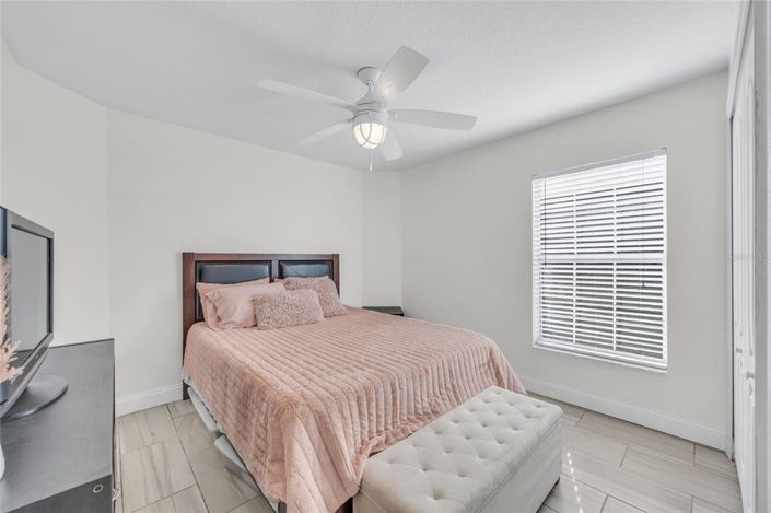 Image No.50-5 Bed House for sale