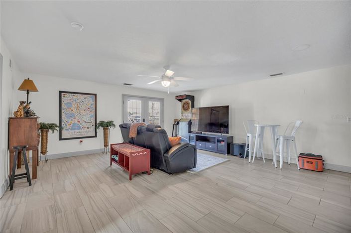 Image No.51-5 Bed House for sale