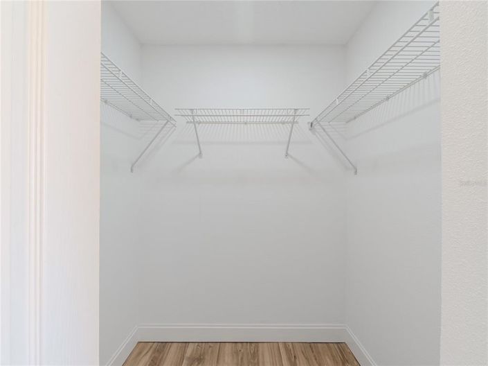 Image No.14-3 Bed House for sale