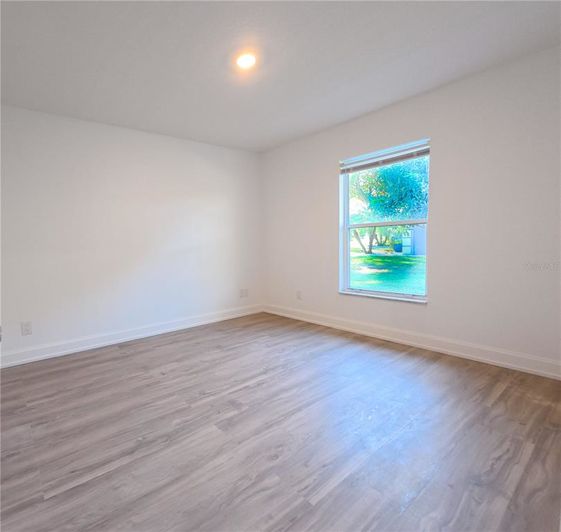 Image No.20-3 Bed House for sale