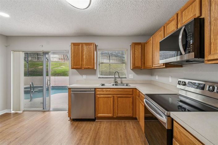 Image No.19-5 Bed House for sale