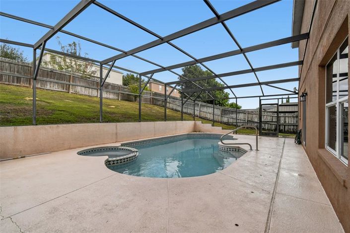 Image No.52-5 Bed House for sale