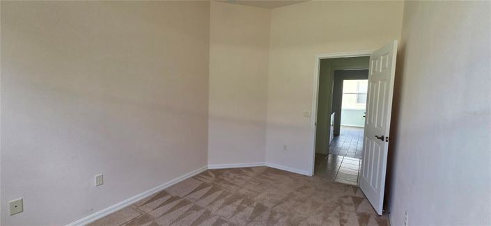 Image No.9-2 Bed House for sale