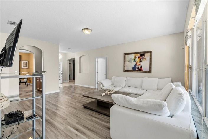 Image No.7-Maison de 5 chambres à vendre à Saint John