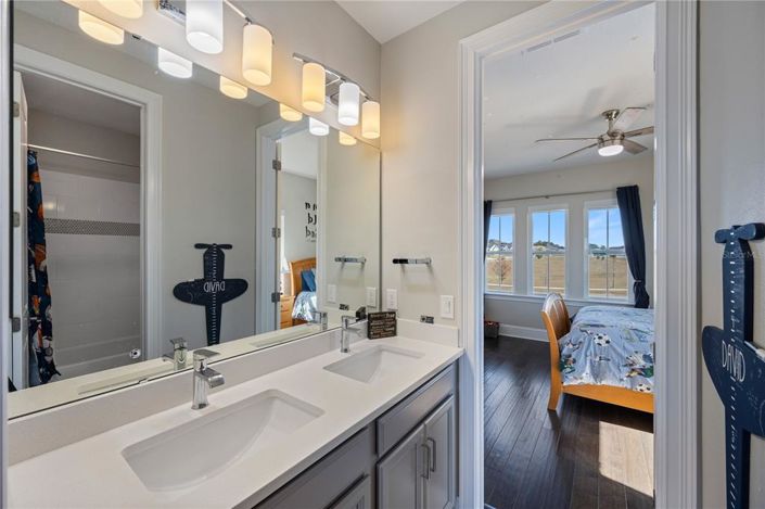 Image No.28-5 Bed House for sale