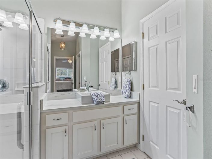 Image No.15-2 Bed House for sale