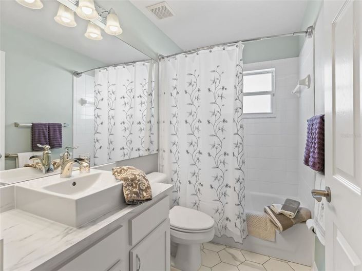 Image No.19-2 Bed House for sale