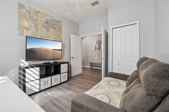 Image No.15-3 Bed House for sale