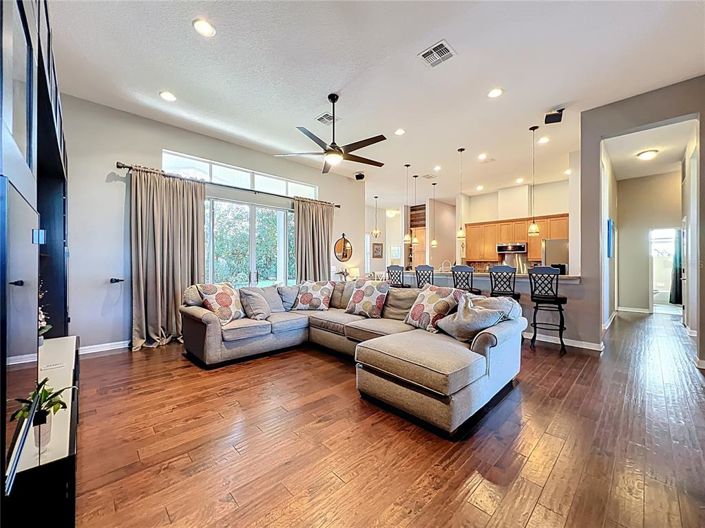 Image No.11-4 Bed House for sale