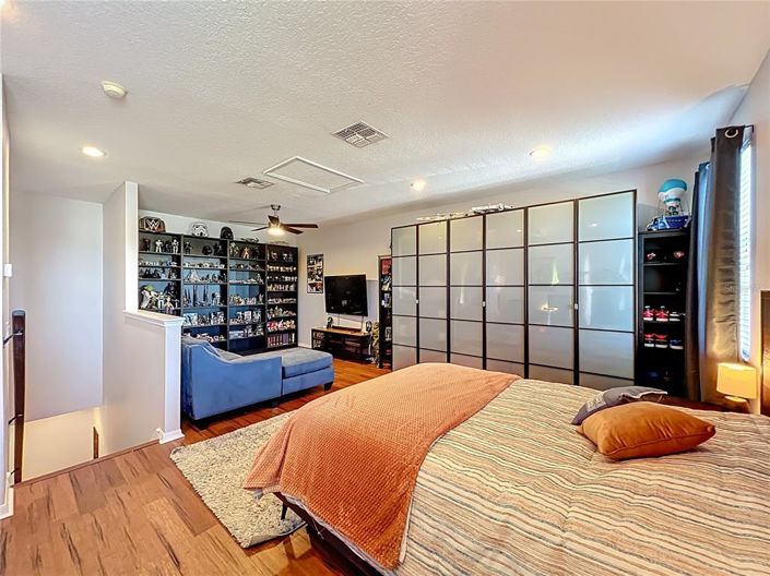 Image No.37-4 Bed House for sale