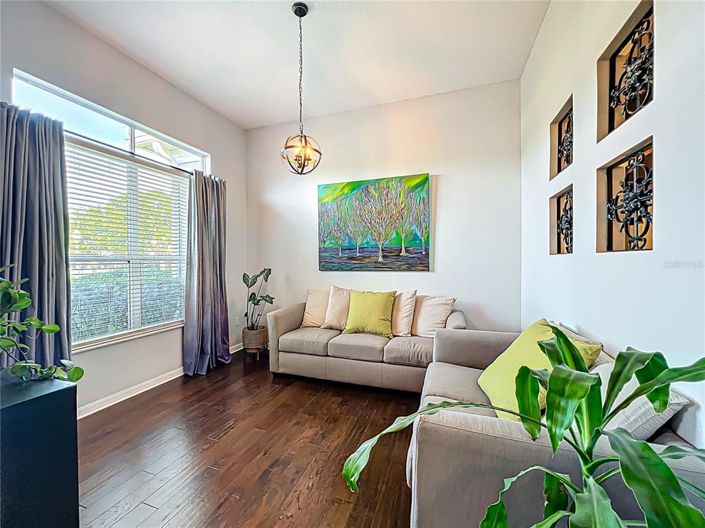 Image No.5-4 Bed House for sale