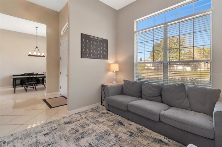 Image No.17-4 Bed House for sale