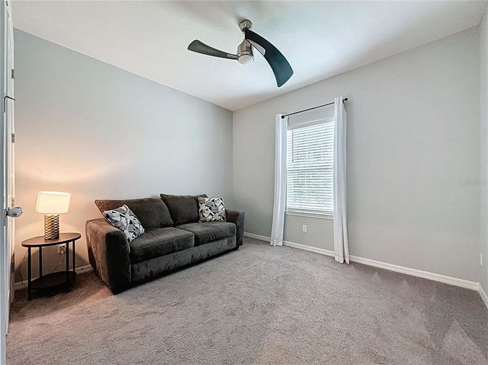 Image No.10-4 Bed House for sale